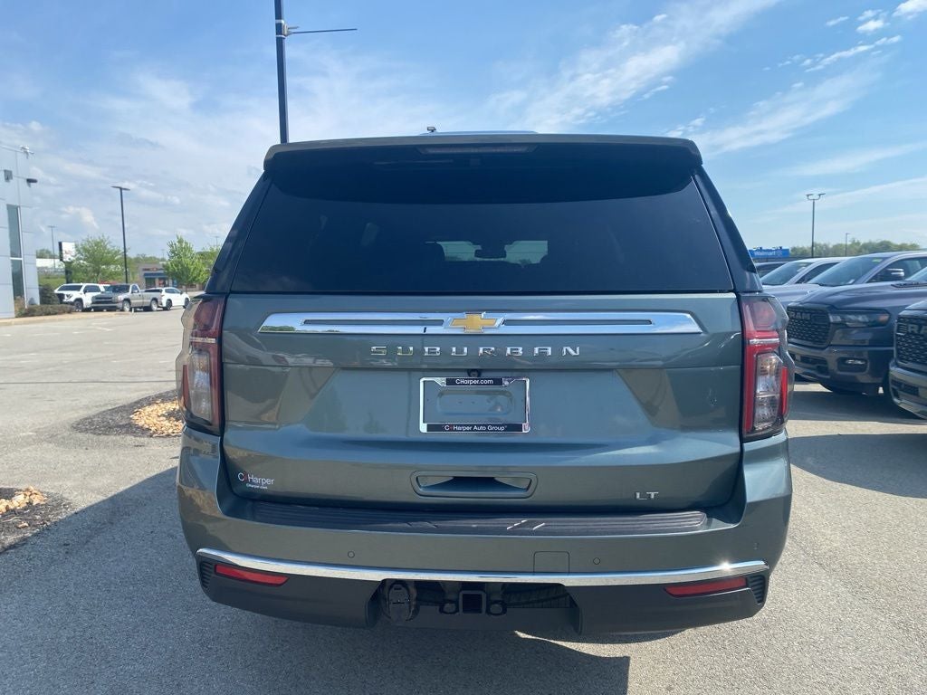 2024 Chevrolet Suburban LT