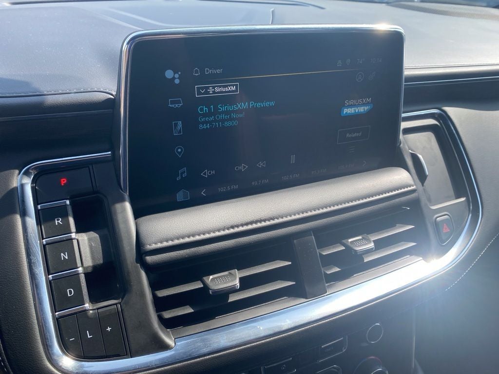 2024 Chevrolet Suburban LT
