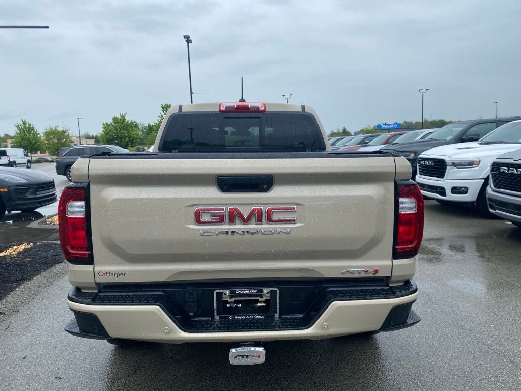 2024 GMC Canyon AT4
