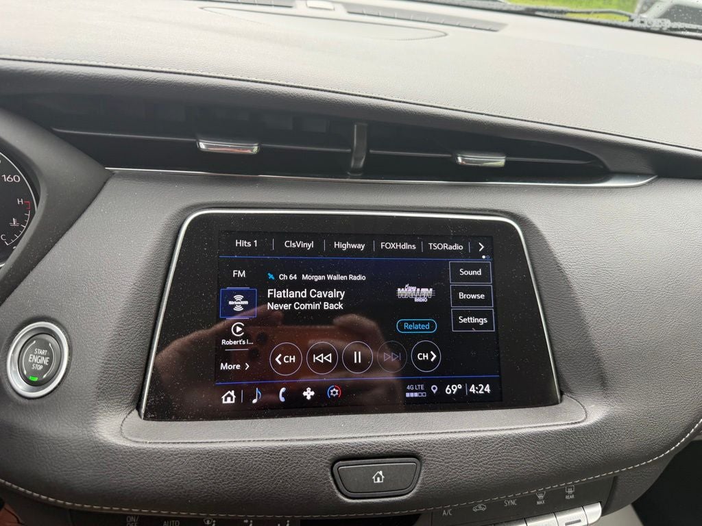 2023 Cadillac XT4 Luxury