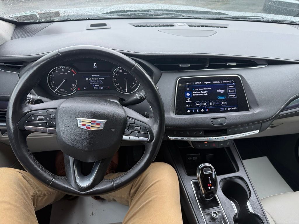 2023 Cadillac XT4 Luxury