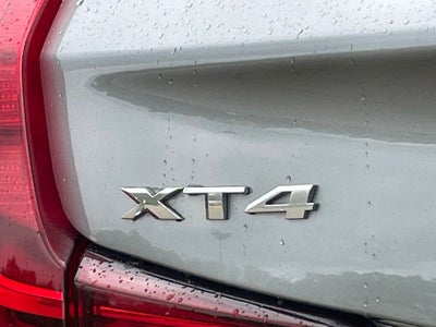 2023 Cadillac XT4 Premium Luxury
