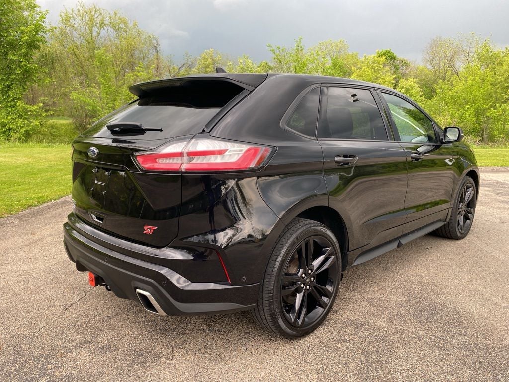 2020 Ford Edge ST
