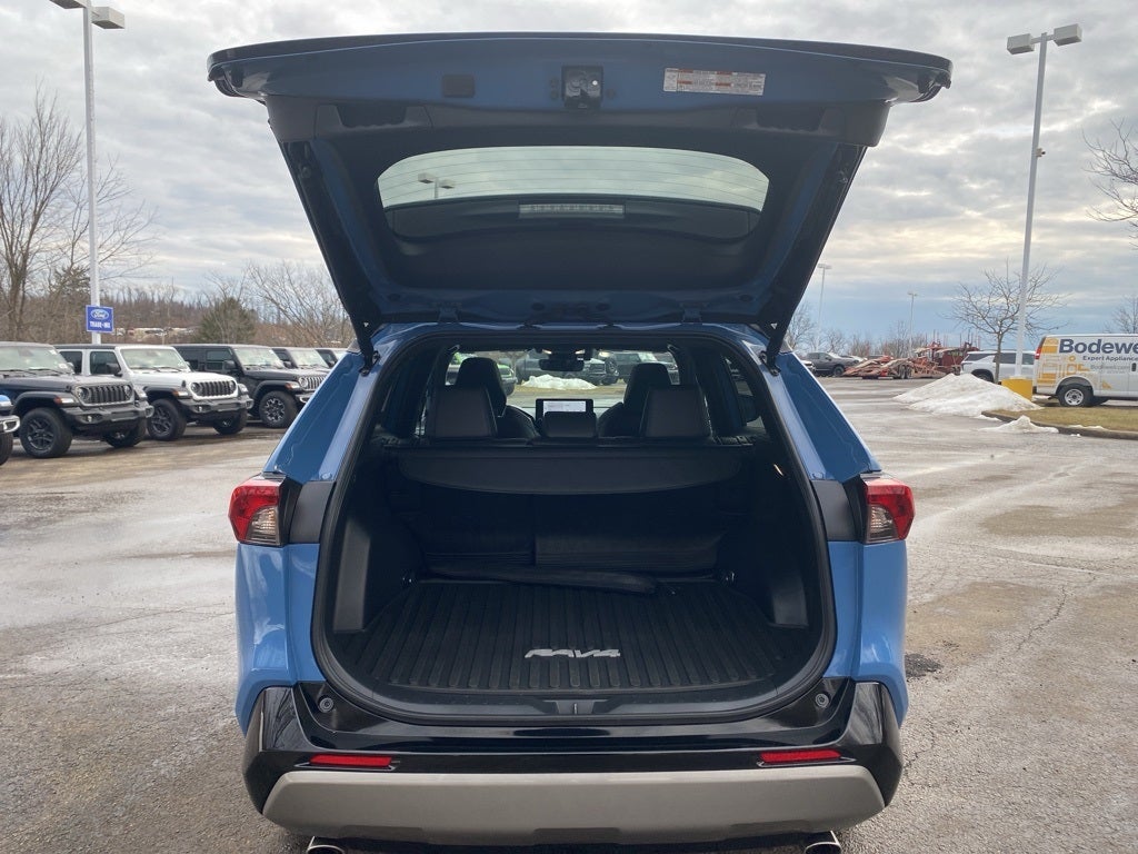 2024 Toyota RAV4 Hybrid XSE