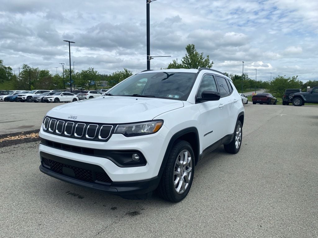 2022 Jeep Compass Latitude Lux