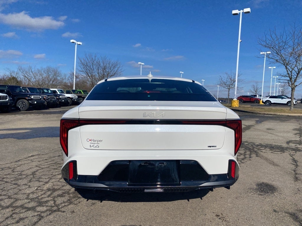 2025 Kia K4 GT-Line
