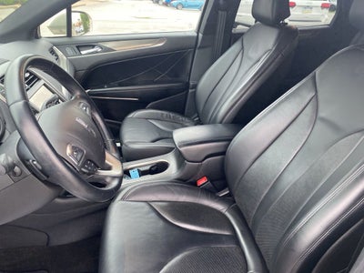 2015 Lincoln MKC Base