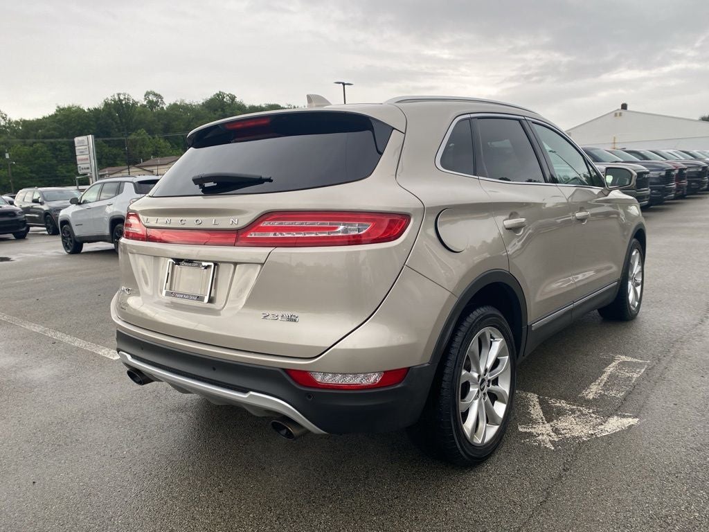 2015 Lincoln MKC Base
