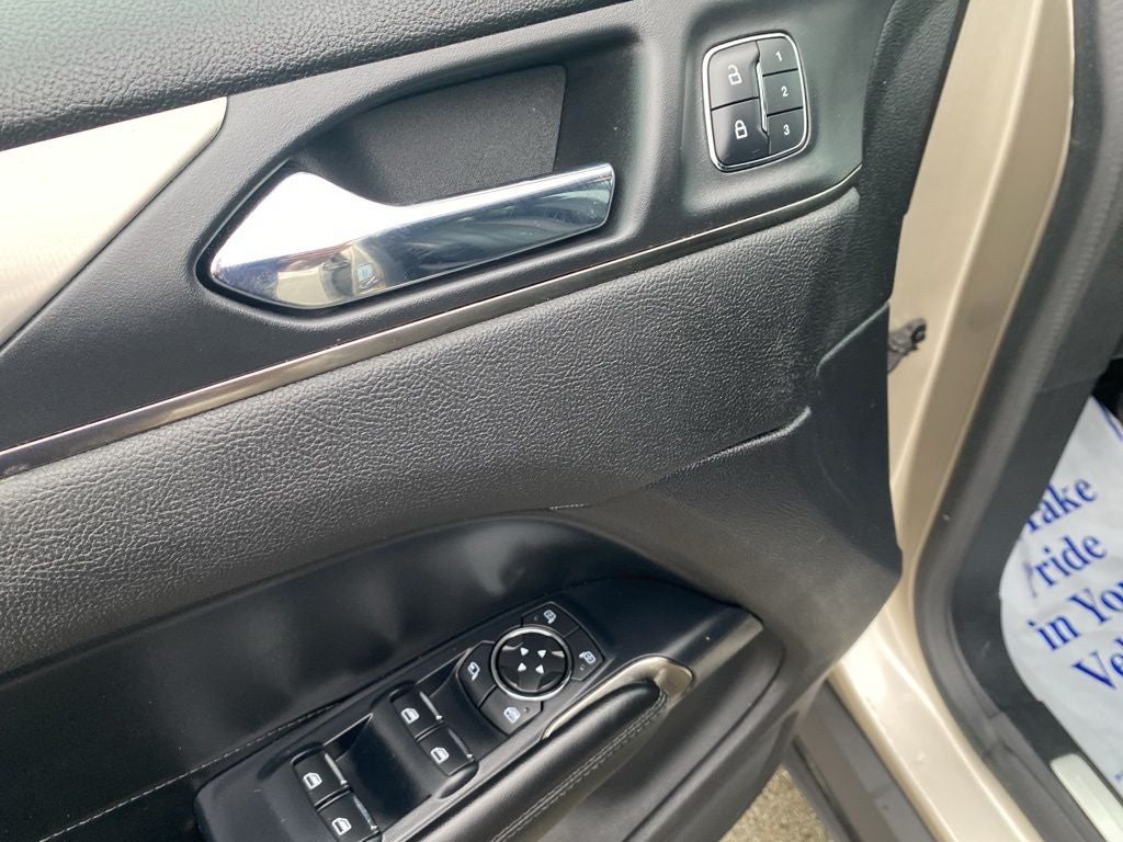 2015 Lincoln MKC Base