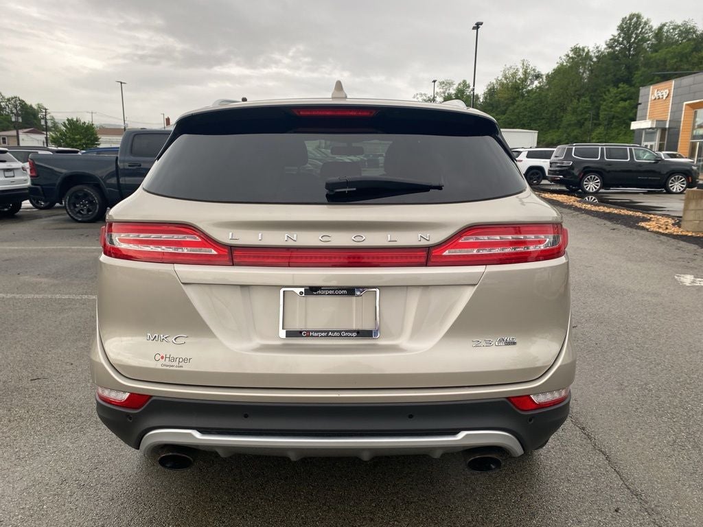 2015 Lincoln MKC Base