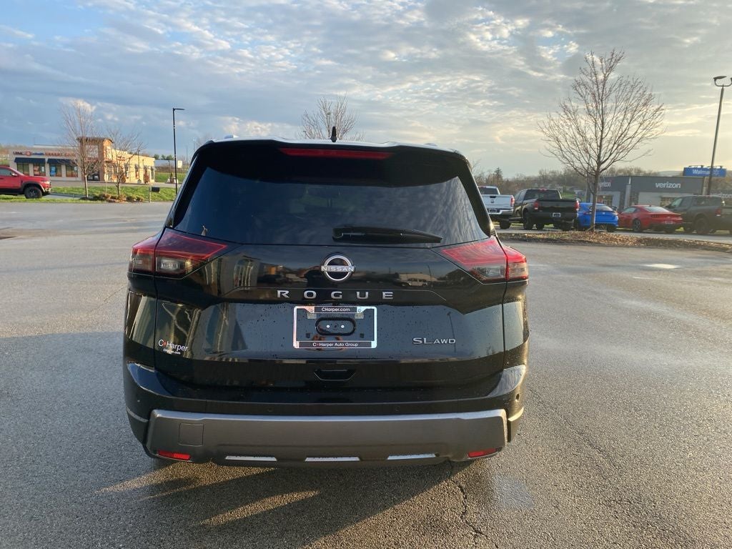 2024 Nissan Rogue SL