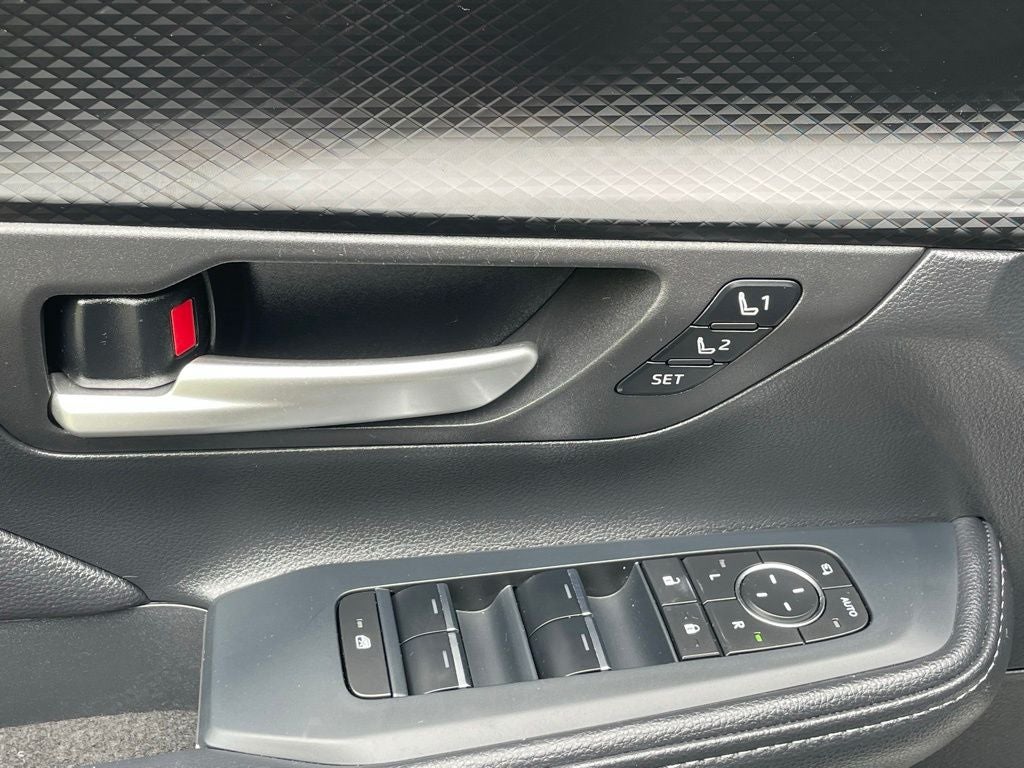 2025 Toyota Grand Highlander Hybrid MAX Platinum