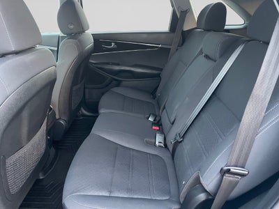 2020 Kia Sorento S