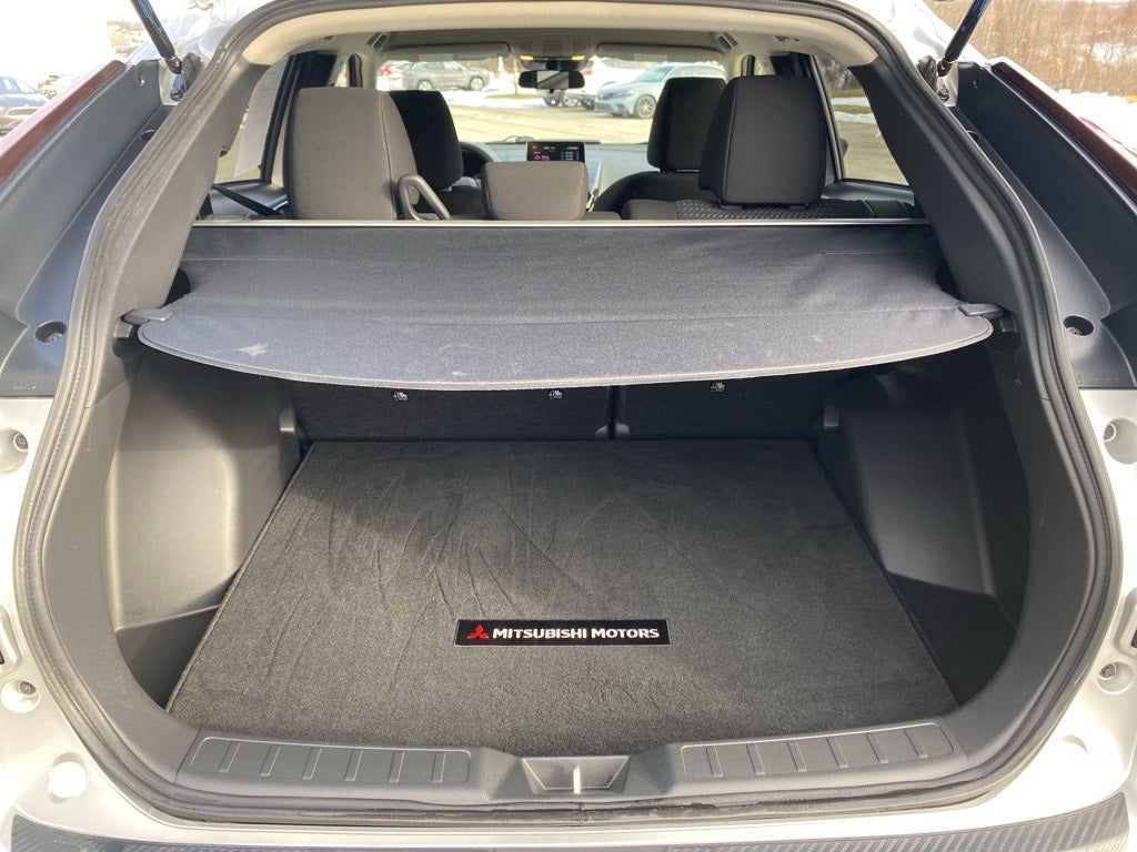 2024 Mitsubishi Eclipse Cross LE