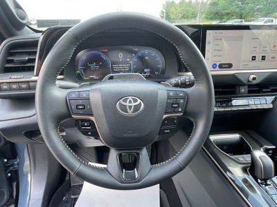 2025 Toyota Crown Signia Limited