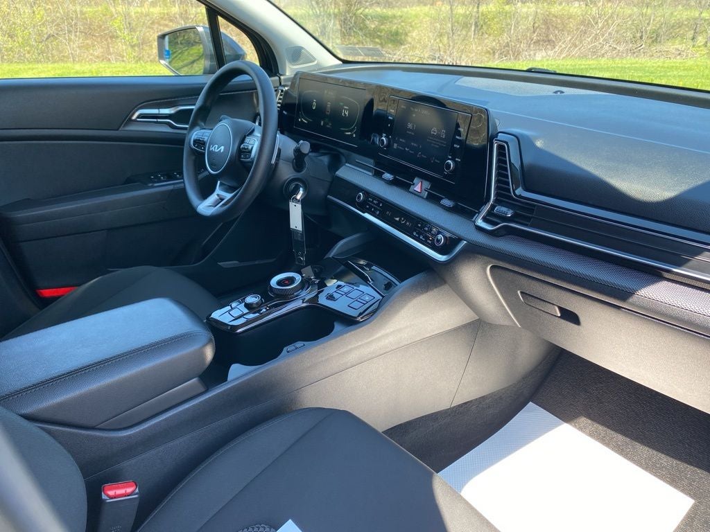 2023 Kia Sportage Hybrid LX