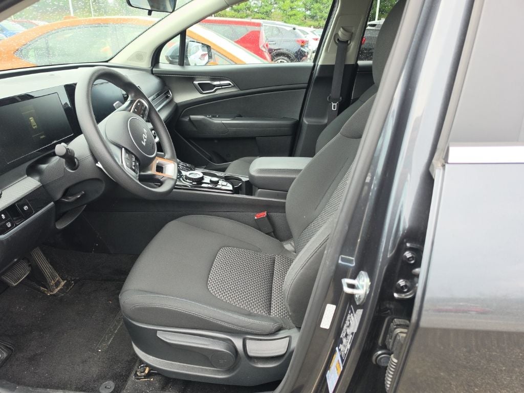 2023 Kia Sportage Hybrid LX