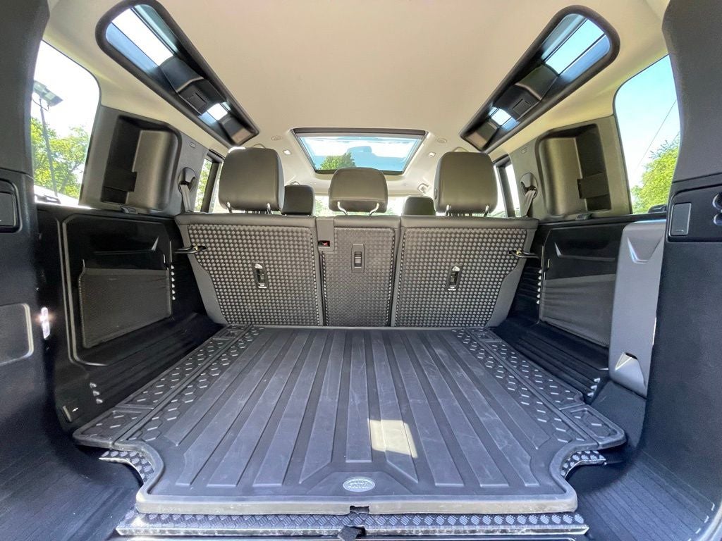 2023 Land Rover Defender 110 S