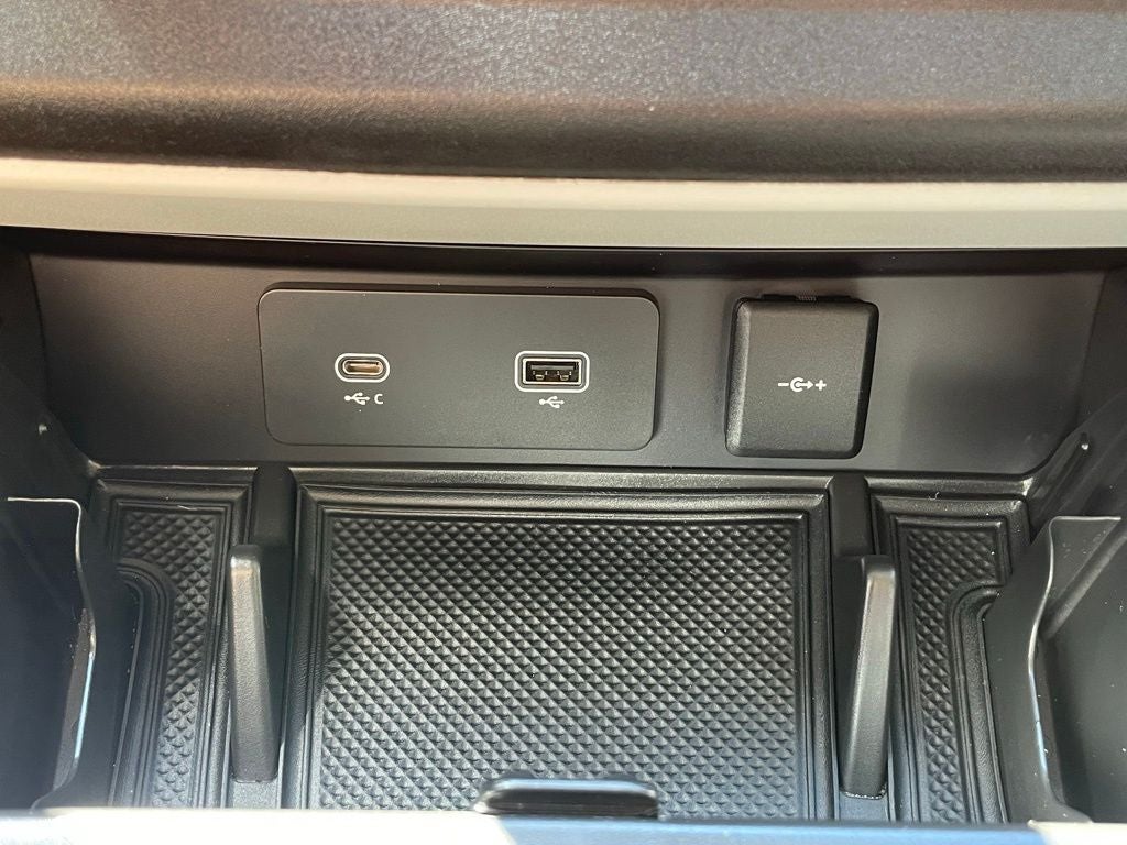 2023 Land Rover Defender 110 S