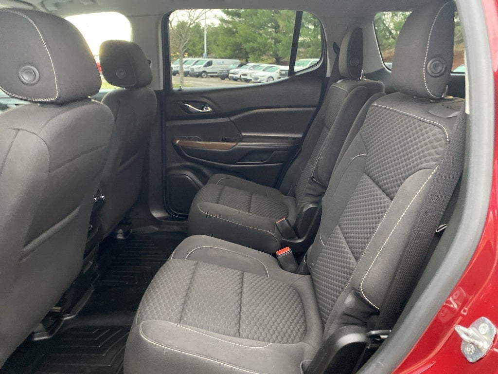 2018 GMC Acadia SLE-2