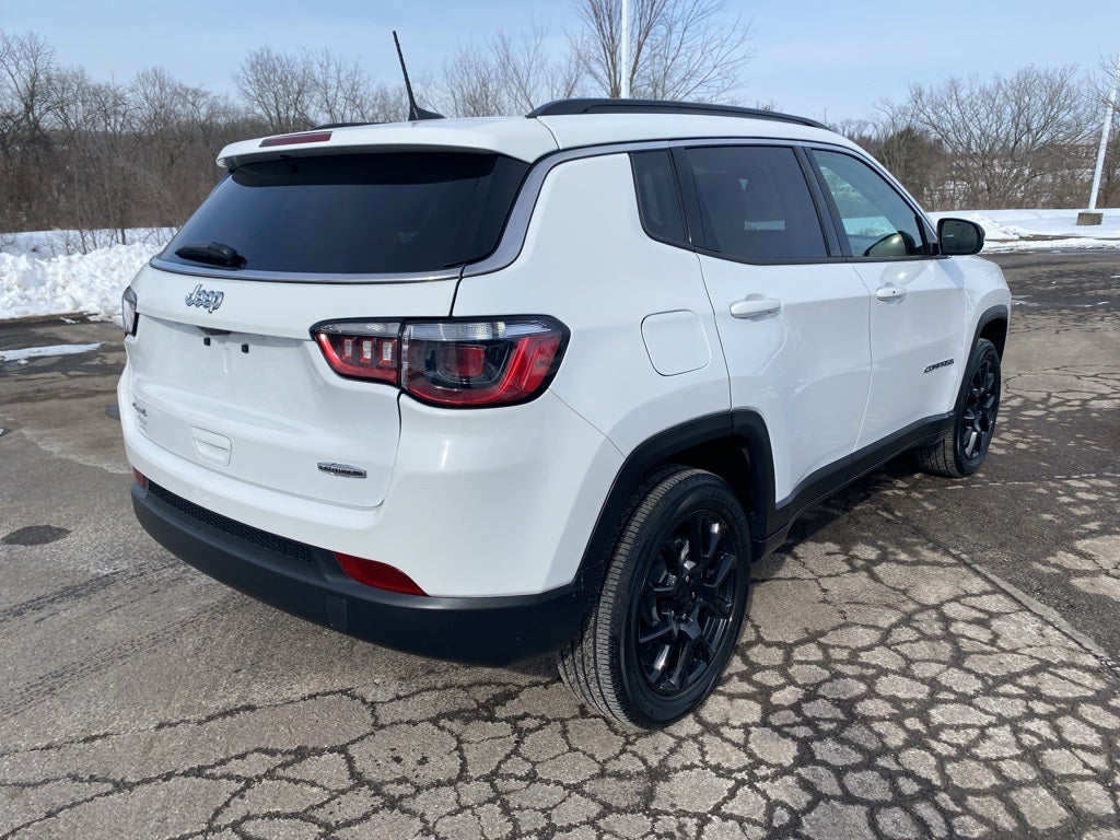 2022 Jeep Compass Latitude Lux