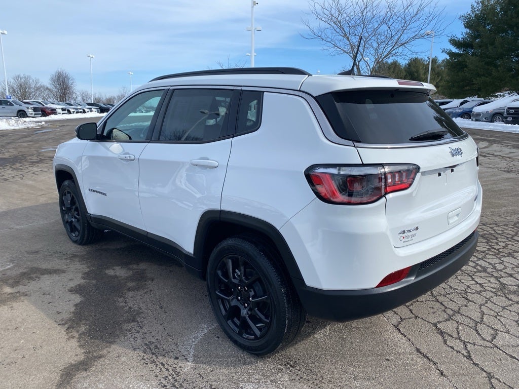 2022 Jeep Compass Latitude Lux