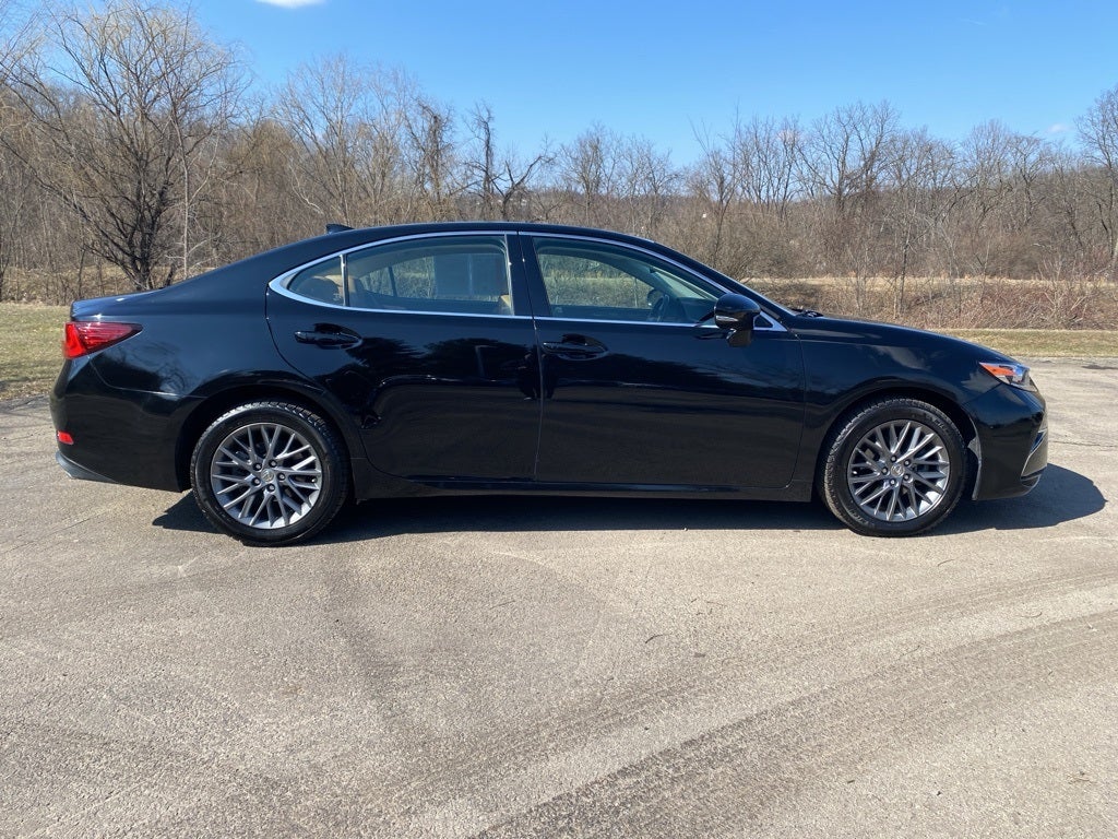 Used 2018 Lexus ES 350 with VIN 58ABK1GG7JU111817 for sale in Belle Vernon, PA