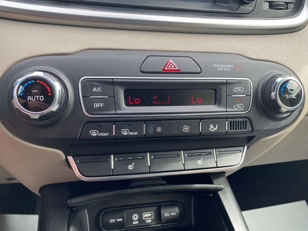 2020 Kia Sorento LX