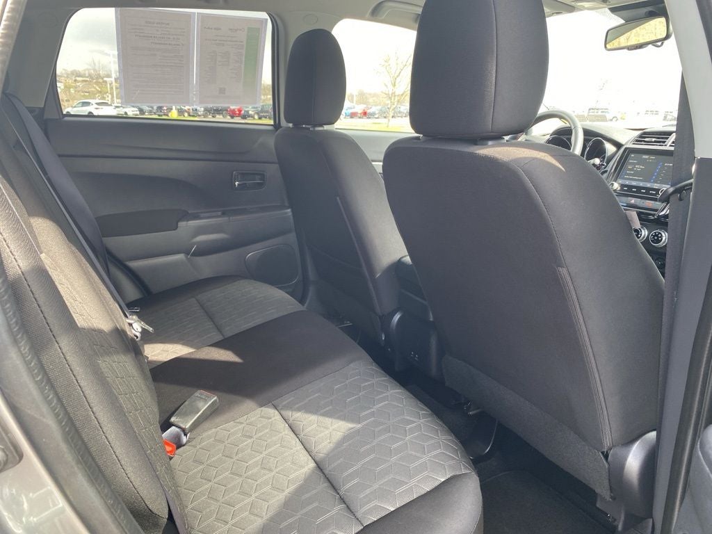 2025 Mitsubishi Outlander Sport 2.0 LE