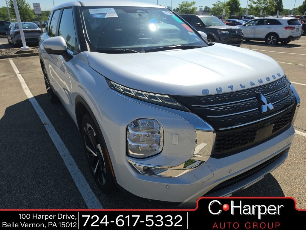 2024 Mitsubishi Outlander SE S-AWC's photo