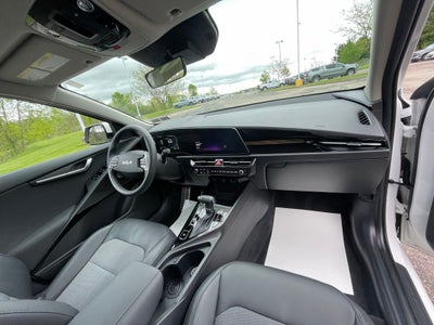 2024 Kia Niro EX Touring