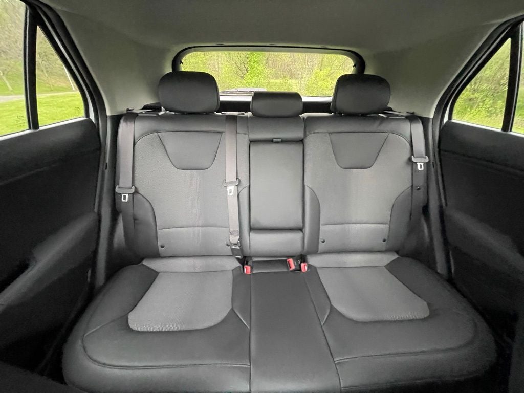 2024 Kia Niro EX Touring