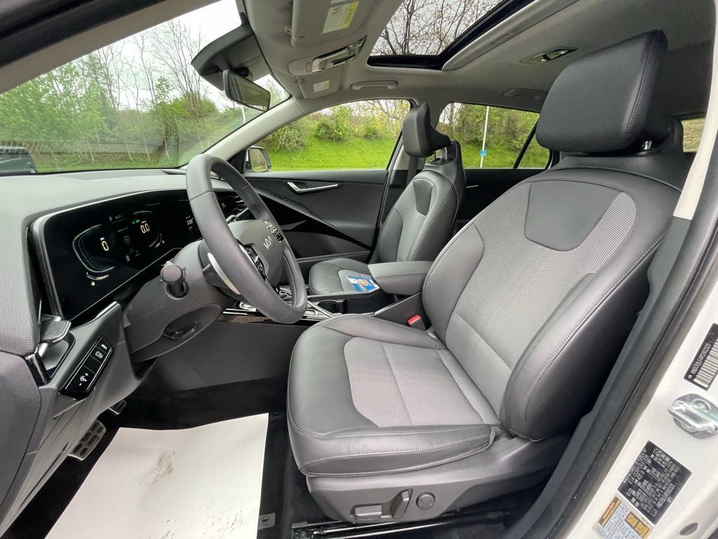 2024 Kia Niro EX Touring