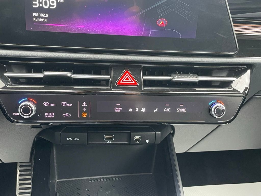 2024 Kia Niro EX Touring