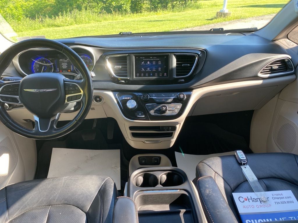 2020 Chrysler Pacifica Touring L
