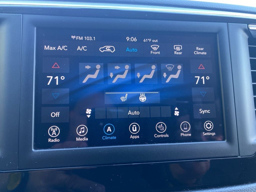 2020 Chrysler Pacifica Touring L