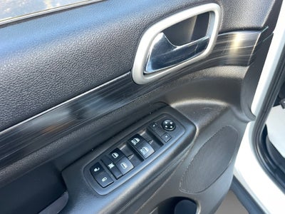 2019 Jeep Grand Cherokee Laredo E 4x4