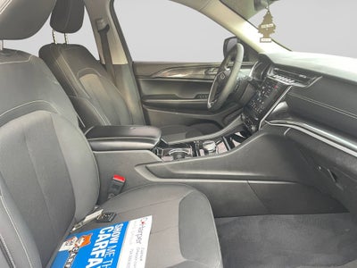 2023 Jeep Grand Cherokee L Laredo 4x4