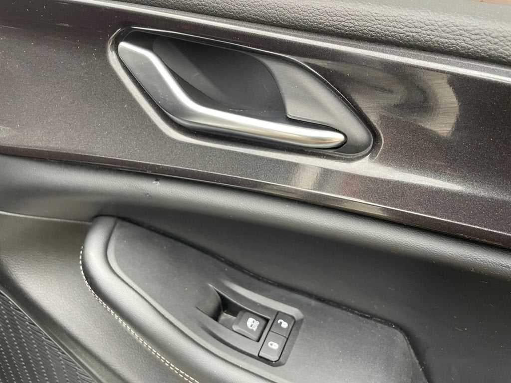 2023 Jeep Grand Cherokee L Laredo 4x4