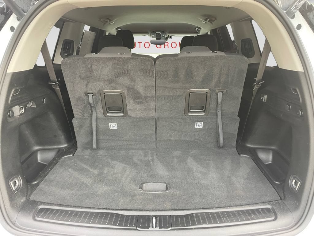 2023 Jeep Grand Cherokee L Laredo 4x4