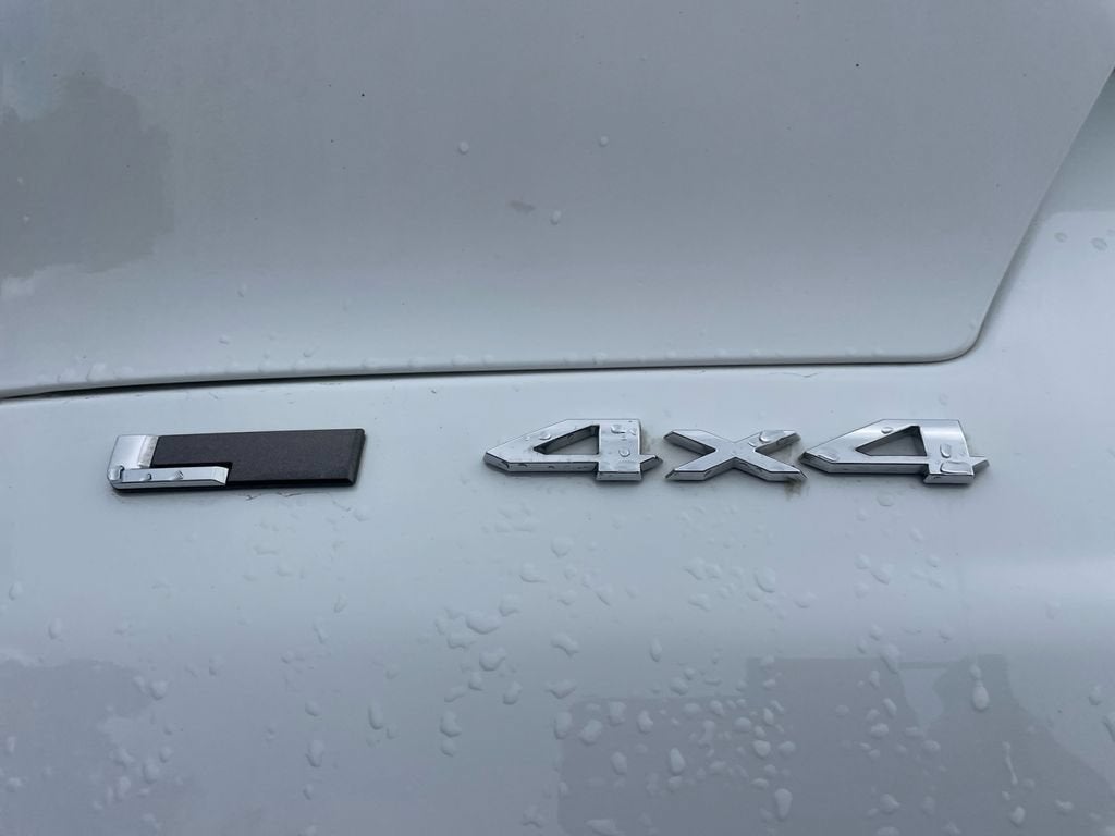 2023 Jeep Grand Cherokee L Laredo 4x4
