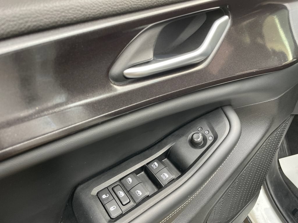 2023 Jeep Grand Cherokee L Laredo 4x4