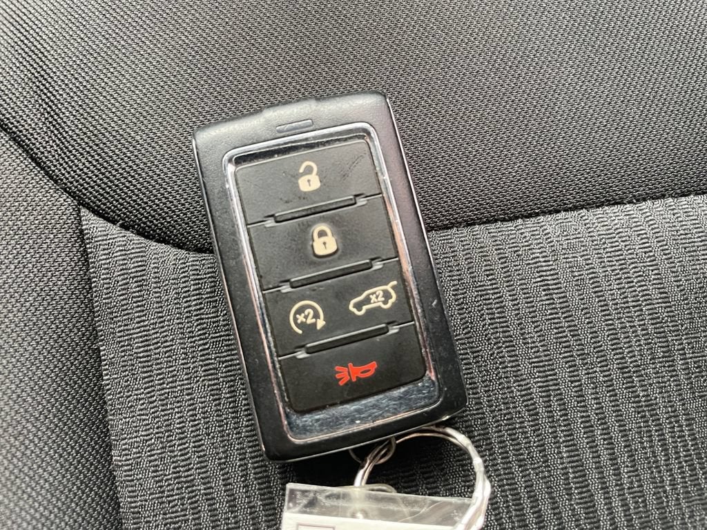 2023 Jeep Grand Cherokee L Laredo 4x4