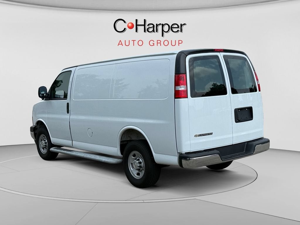 2025 Chevrolet Express Cargo WT