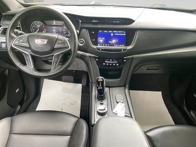 2025 Cadillac XT5 Luxury