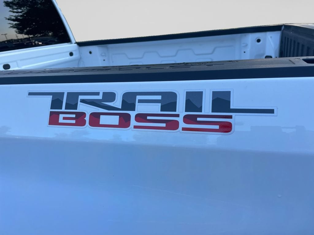 2025 Chevrolet Silverado 1500 Custom Trail Boss